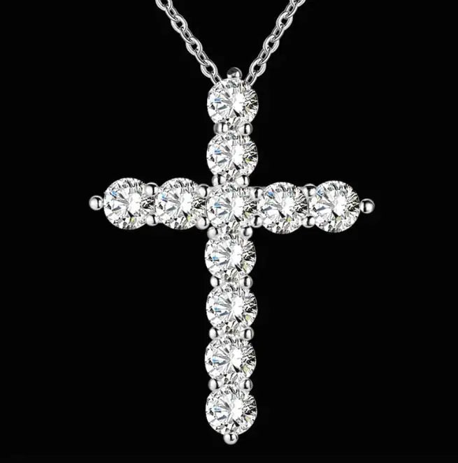 Kors halskjede av sølv