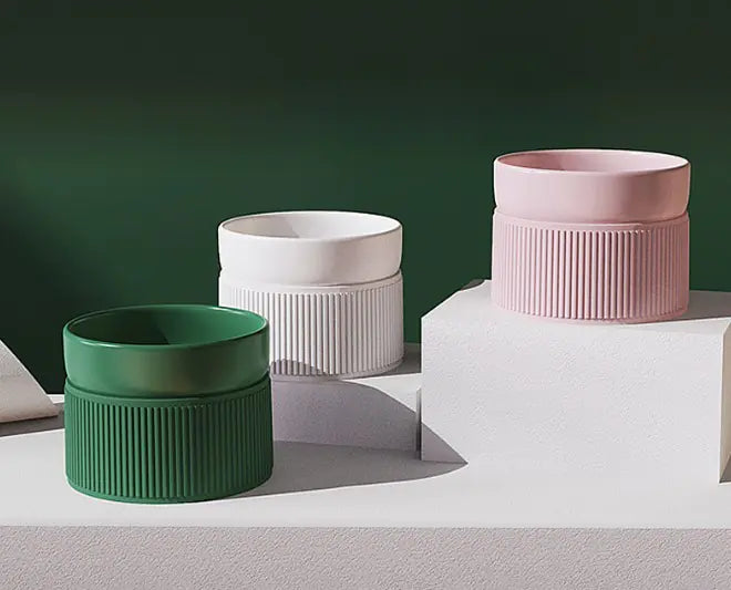 Katteskål i keramikk