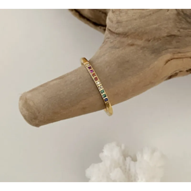 Vakker gullring for damer